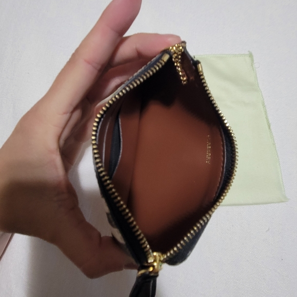 Burberry Kelbrook Icon Stripe Coin Case - Picture 8 of 9